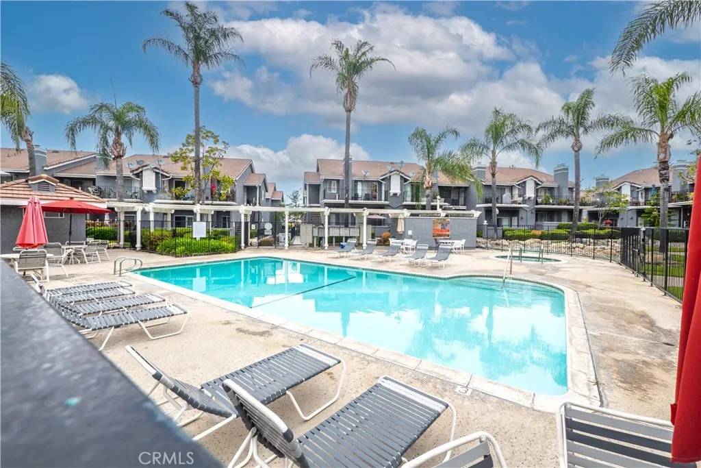 Covina, CA 91723,776 E San Bernardino Road #3