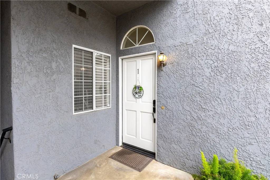 Covina, CA 91723,770 E San Bernardino Road #1