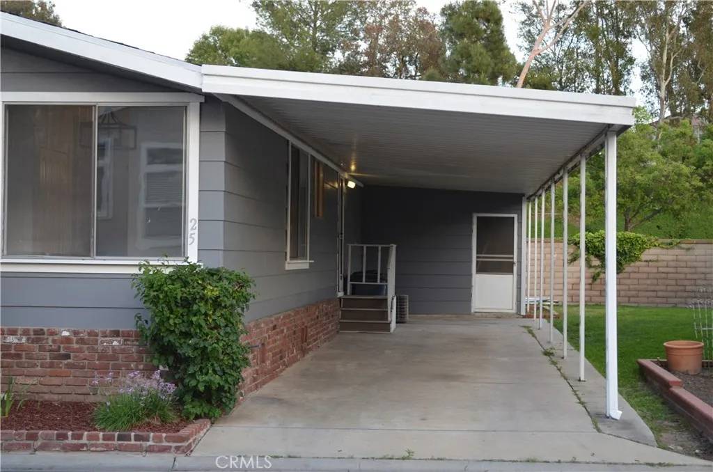 Lake Forest, CA 92630,24001 Murilands #25