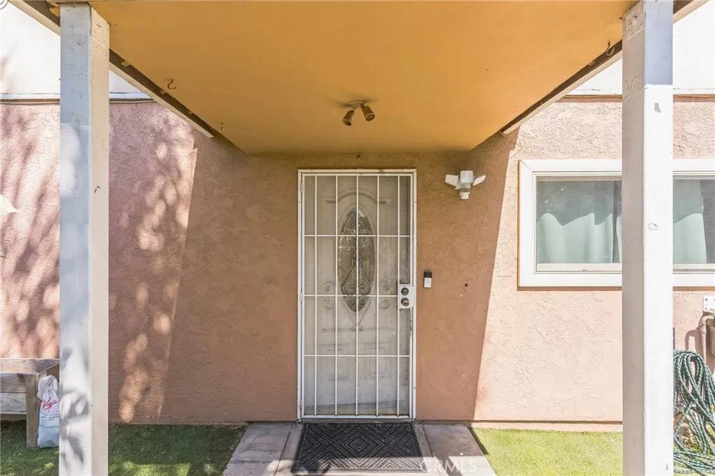 Ontario, CA 91764,418 N Berlyn Avenue