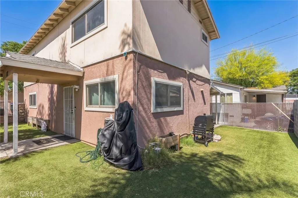Ontario, CA 91764,418 N Berlyn Avenue