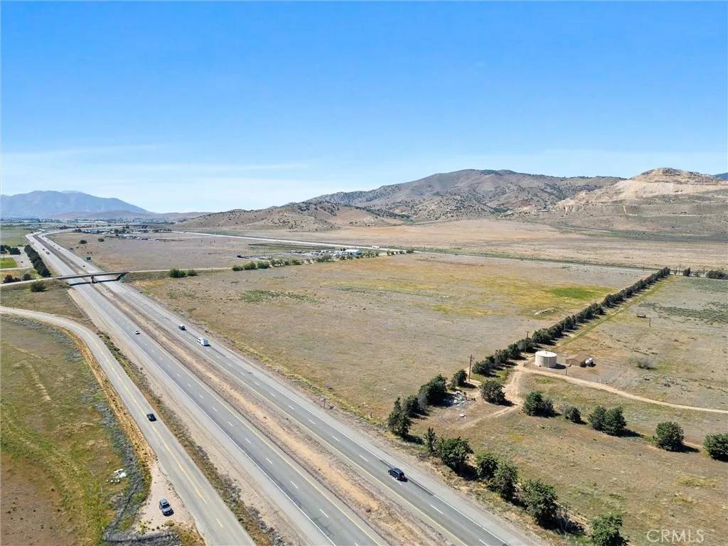 Tehachapi, CA 93561,41 Stiekman