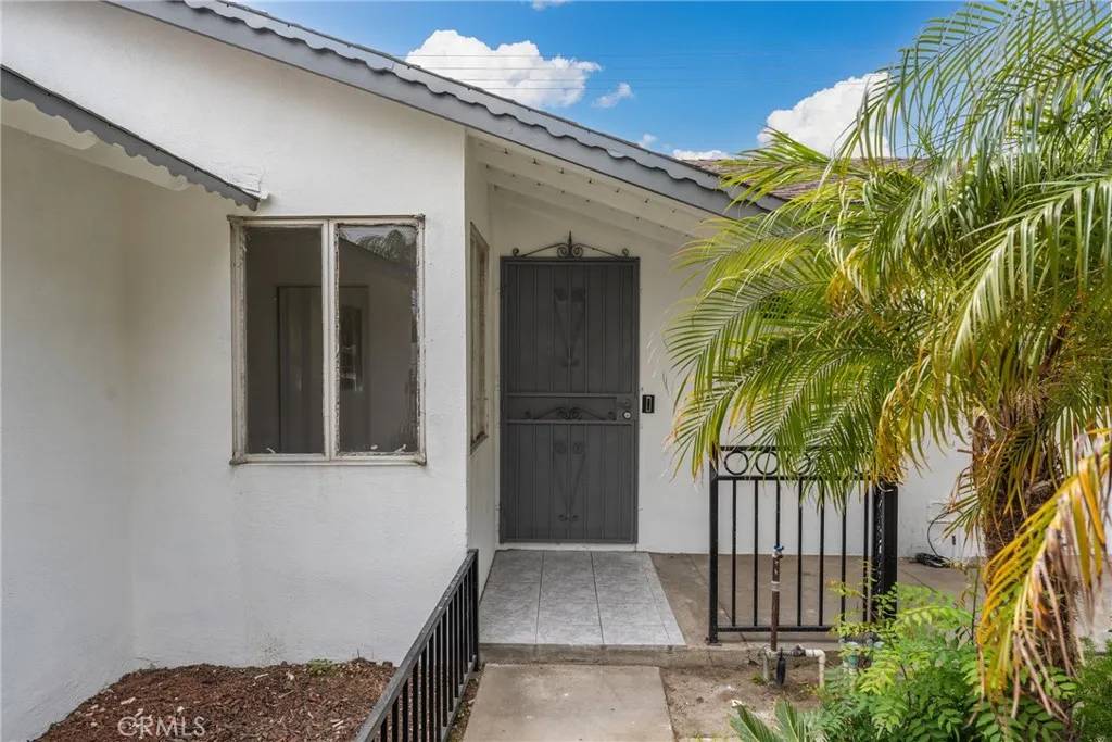 Rialto, CA 92376,1089 W Second Street