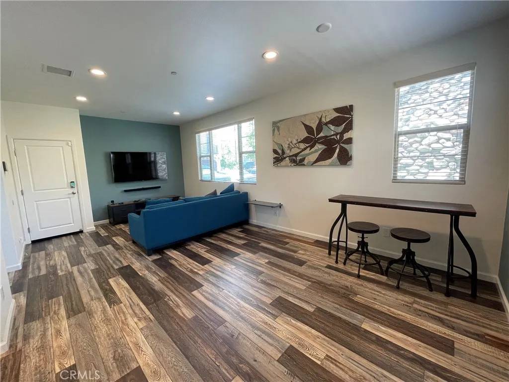 Claremont, CA 91711,928 Heritage Court