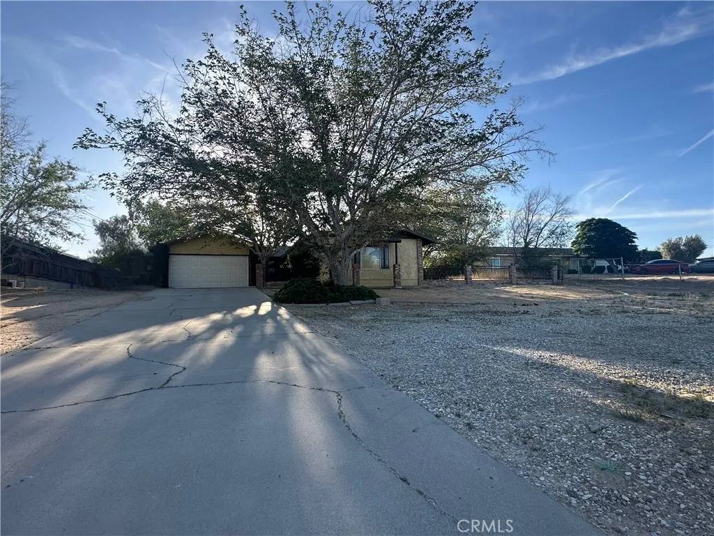 Victorville, CA 92394,15811 Condor Road