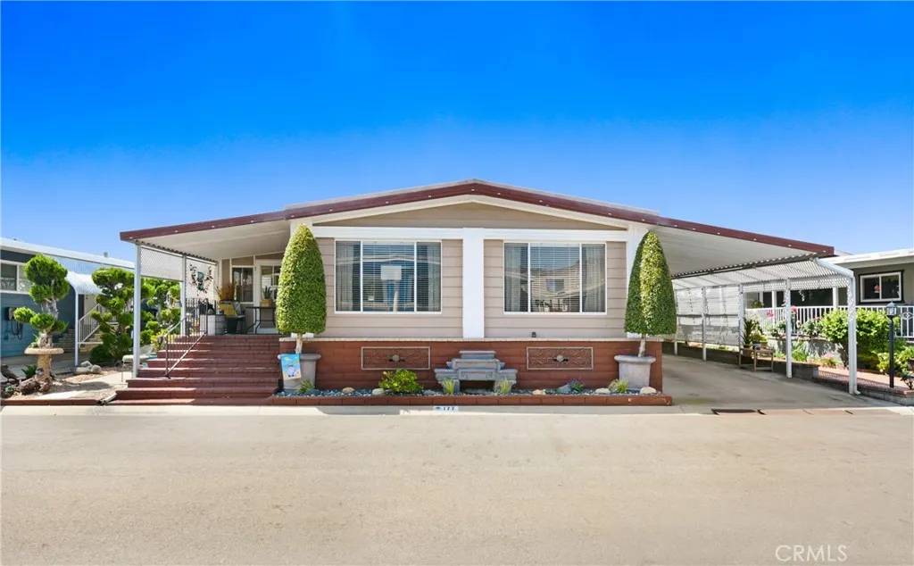 La Verne, CA 91750,3800 Bradford #177