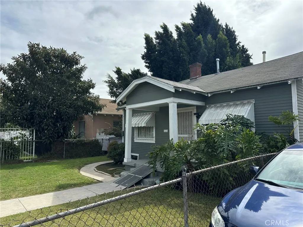 Los Angeles, CA 90003,342 W 76th Street