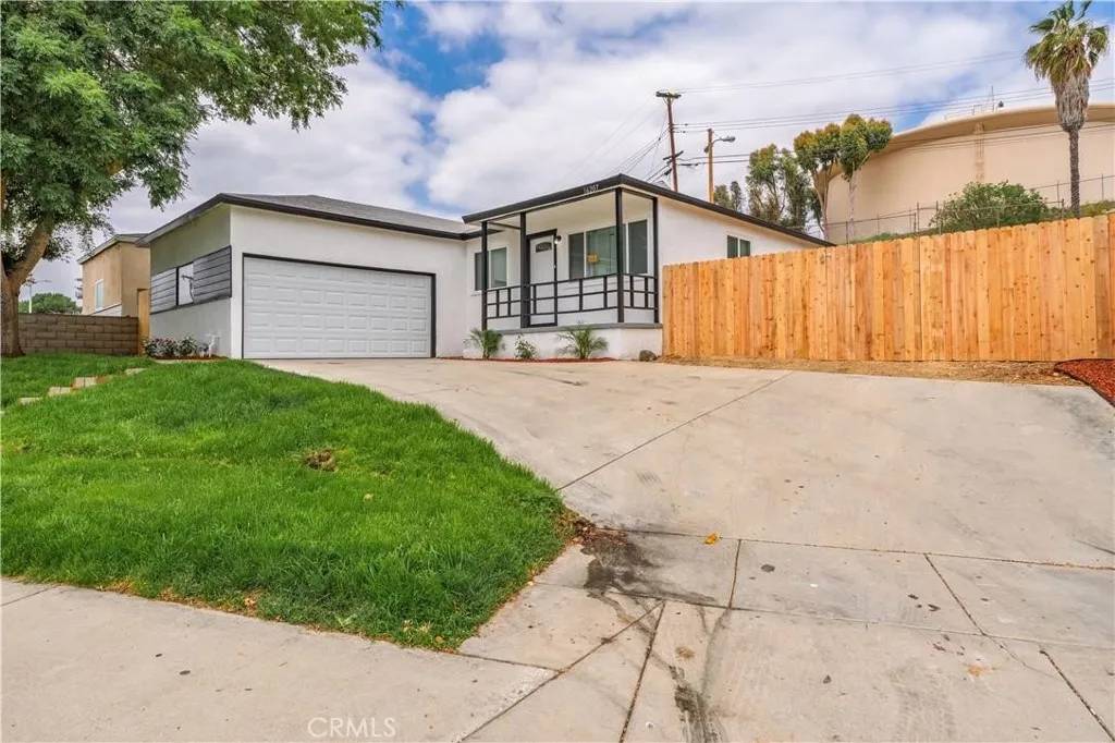 La Puente, CA 91744,16207 Bamboo Street