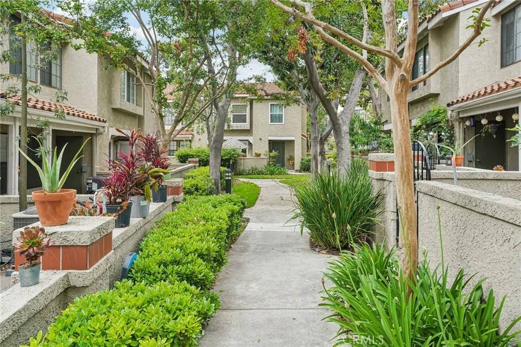 Rancho Cucamonga, CA 91730,8167 Vineyard Avenue #109