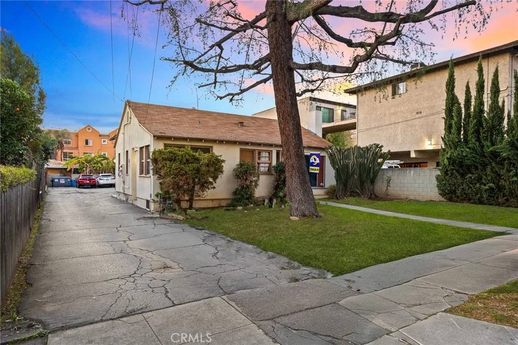 San Gabriel, CA 91776,247 Saint Francis Street