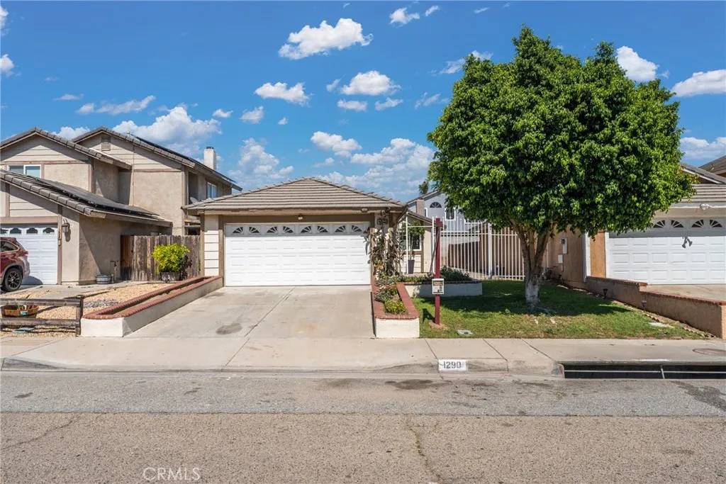 Colton, CA 92324,1290 N Coral Tree Road