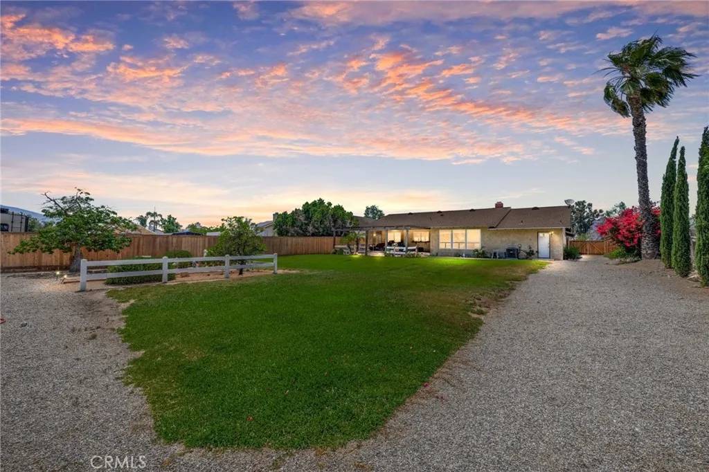 Norco, CA 92860,5353 Trail Street