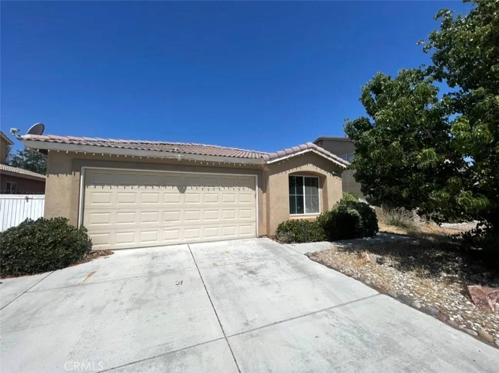 Victorville, CA 92392,13590 Fox Point Road