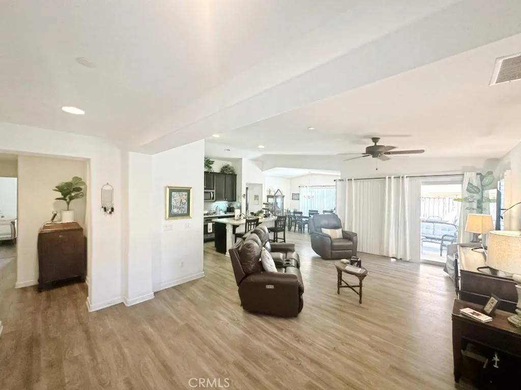 Lake Elsinore, CA 92530,29195 Black Oak