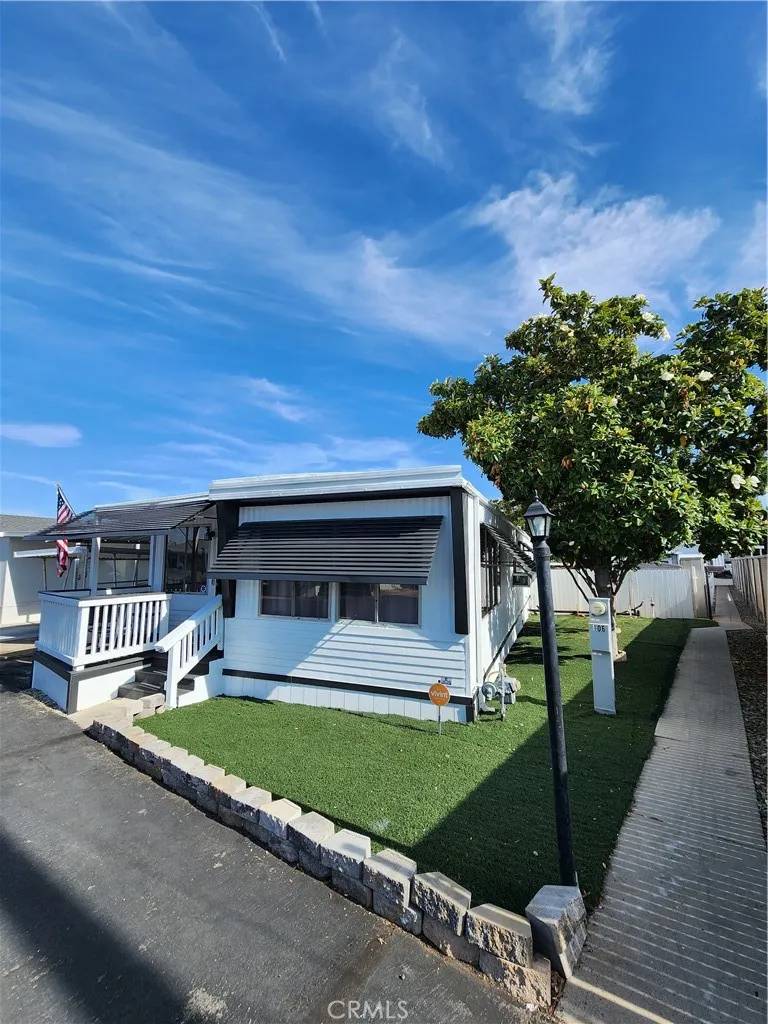 Yucaipa, CA 92399,13060 2nd #106