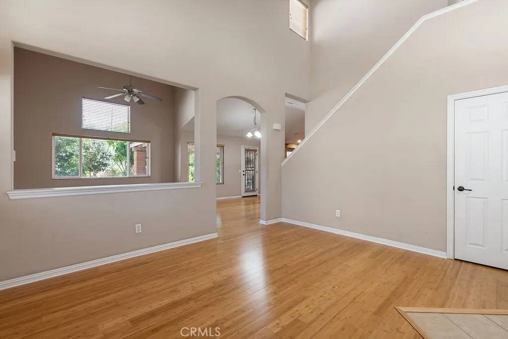 Rialto, CA 92376,117 S Machala Place