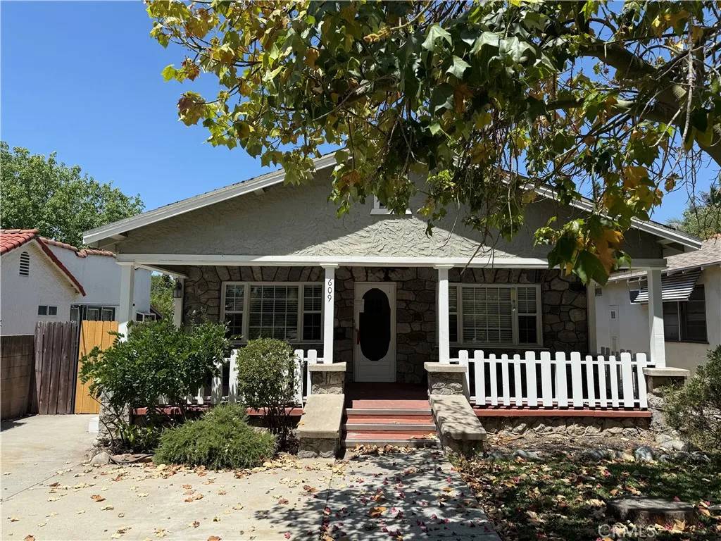 Glendora, CA 91741,609 N Vermont
