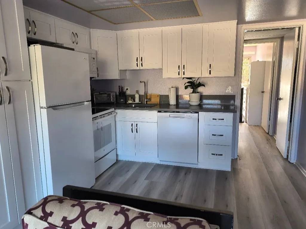 Desert Hot Springs, CA 92240,9647 Spyglass Avenue #18
