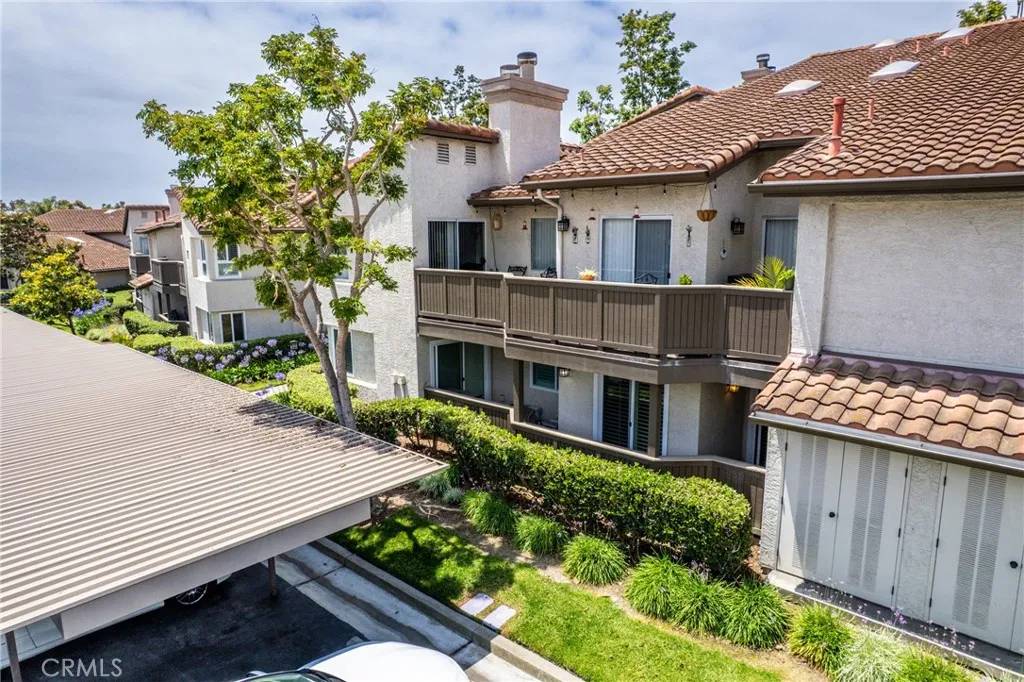 Dana Point, CA 92629,72 Corniche Drive #C