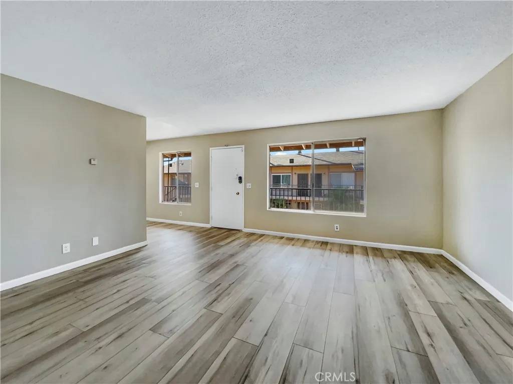 Oxnard, CA 93036,1920 N H Street #251