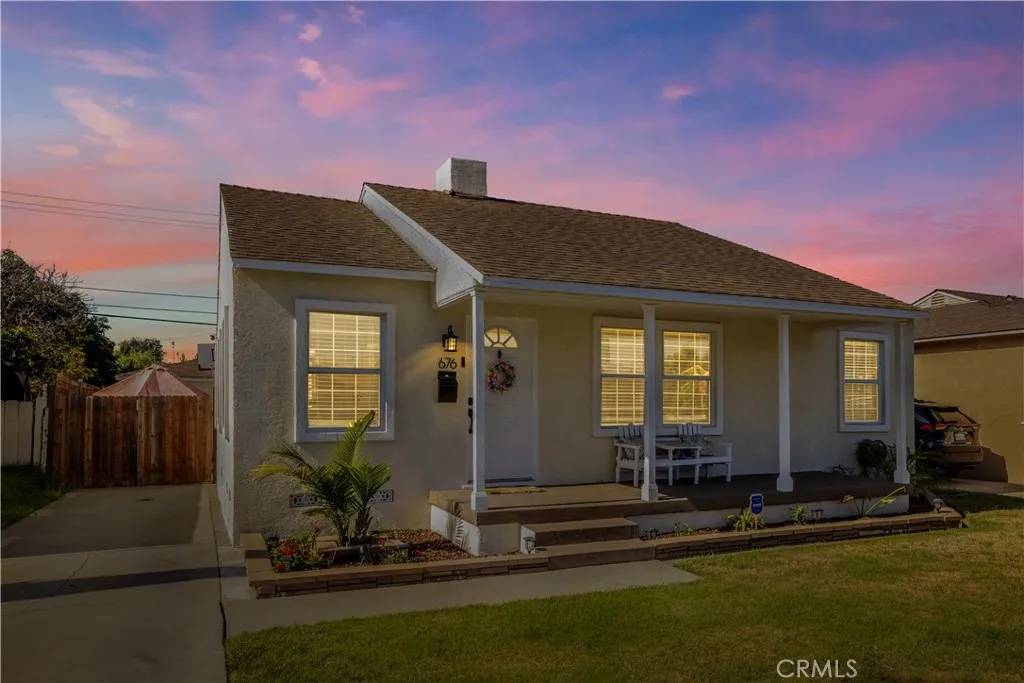 Long Beach, CA 90805,676 E Barry Drive
