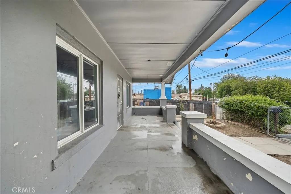 San Bernardino, CA 92410,430 W 10th Street