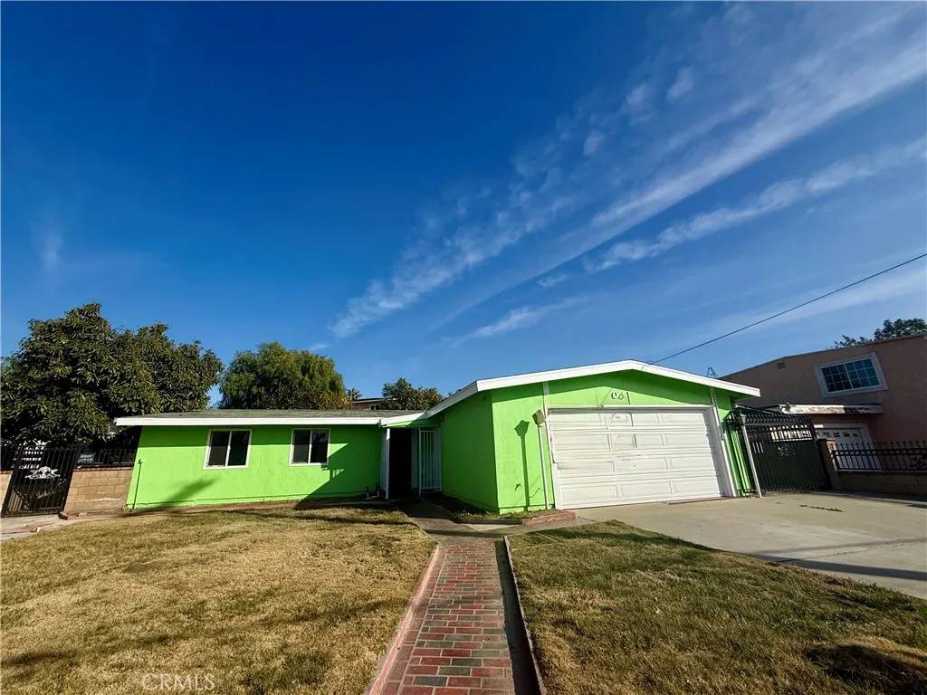 Rialto, CA 92376,941 S Sycamore Avenue