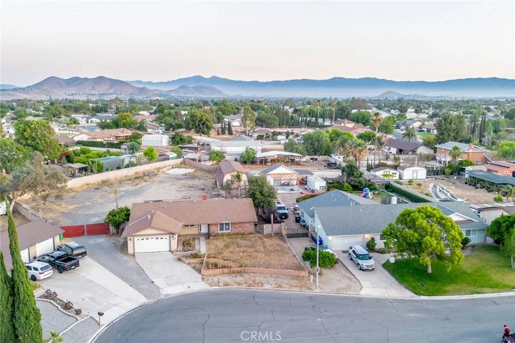 Jurupa Valley, CA 91752,11220 Puente Way