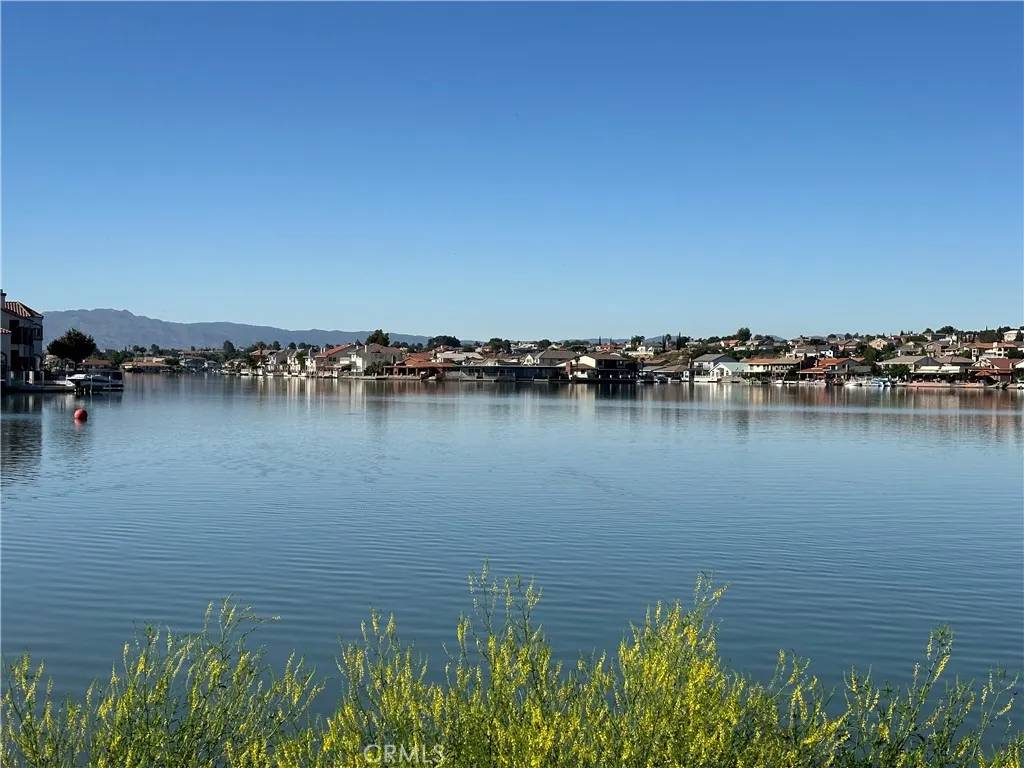 Victorville, CA 92395,18055 Lakeview