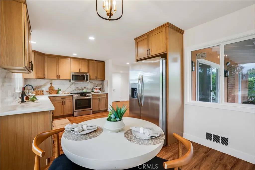 Sierra Madre, CA 91024,501 Crestvale Drive