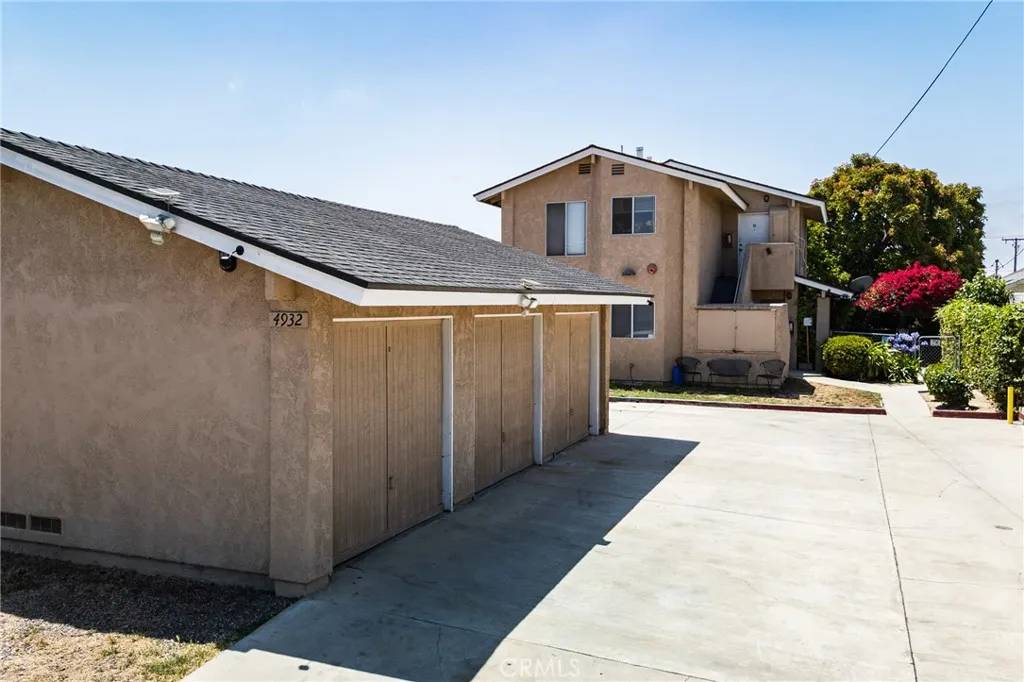 Santa Ana, CA 92703,4930 W 16th Street