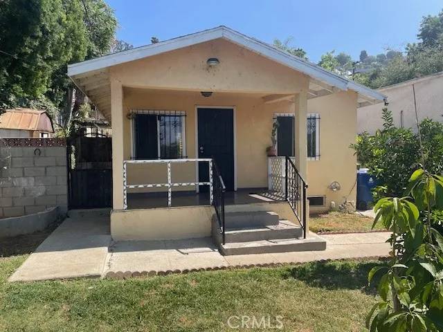 Los Angeles, CA 90065,1153 Isabel Street