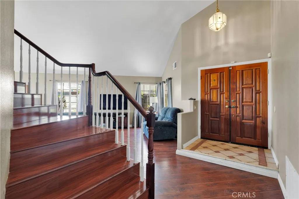 Murrieta, CA 92562,40054 Oak Grove Avenue