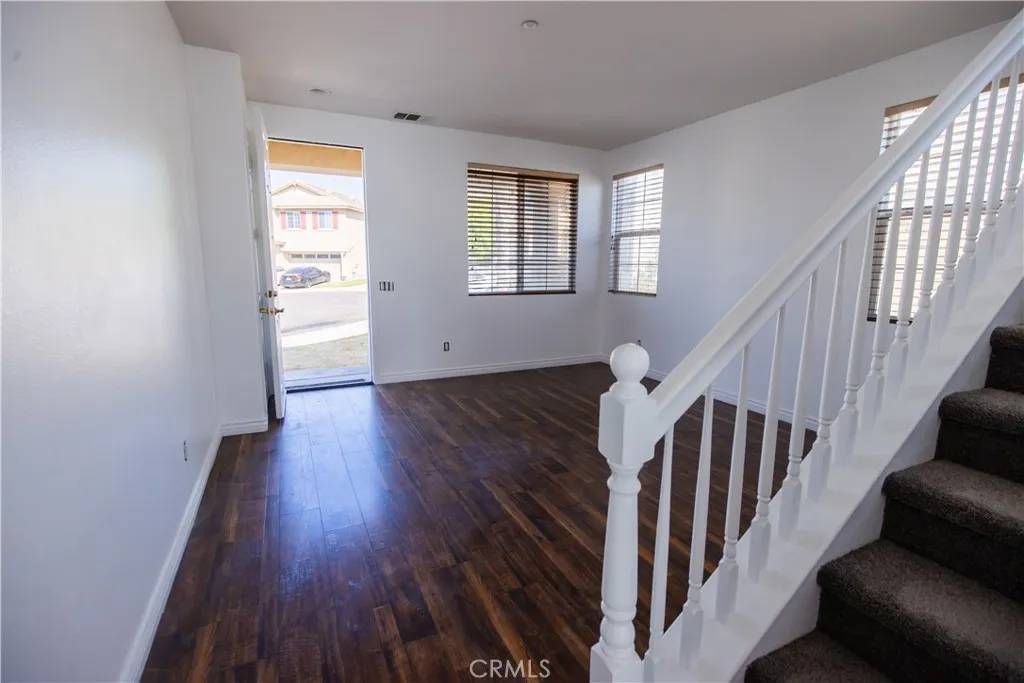 Fontana, CA 92336,5205 Archery Court