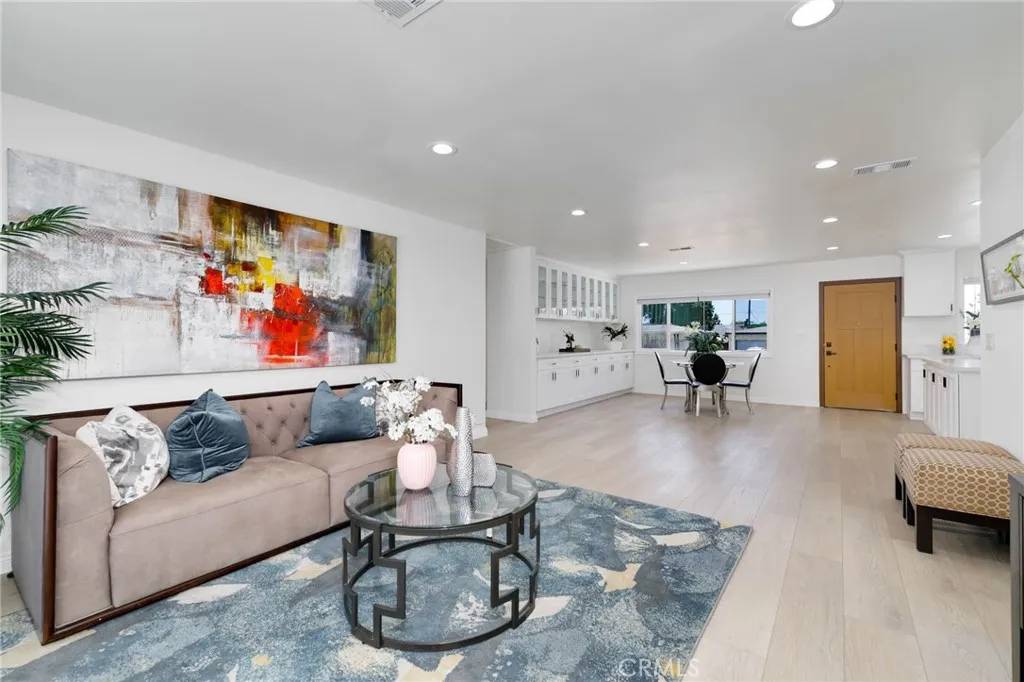 Duarte, CA 91010,1541 2nd Street