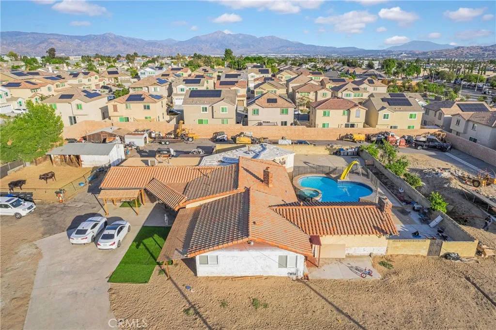 Rialto, CA 92376,851 S Acacia Ave