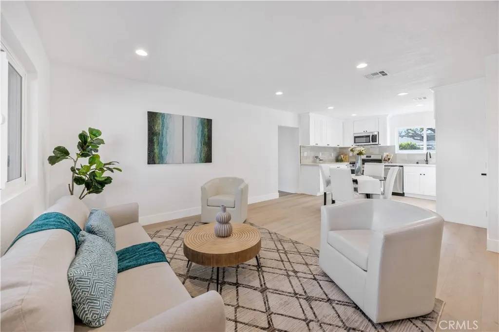 Ontario, CA 91764,1335 N Holmes Avenue