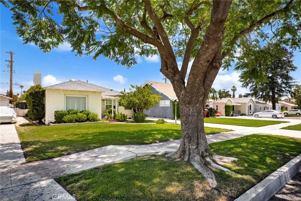 San Bernardino, CA 92405,3353 N Arrowhead Avenue