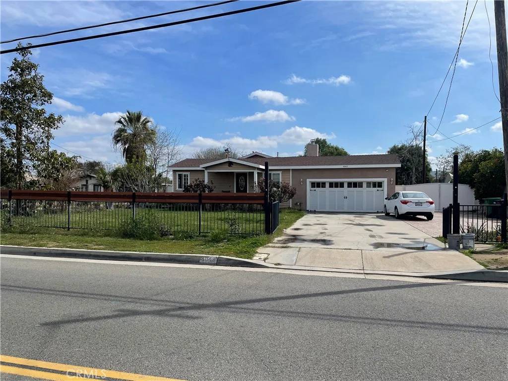 Norco, CA 92860,4043 Sierra Avenue