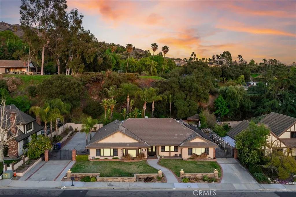 Glendora, CA 91741,514 N Valley Center Avenue
