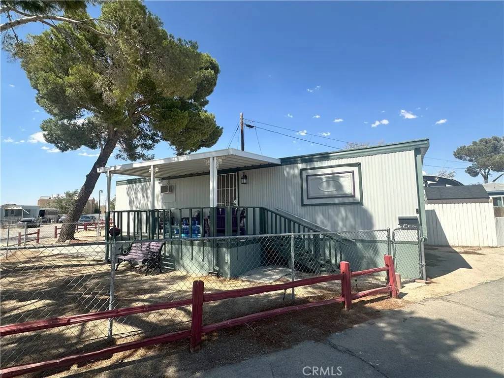 Rosamond, CA 93560,1258 Rosamond #40