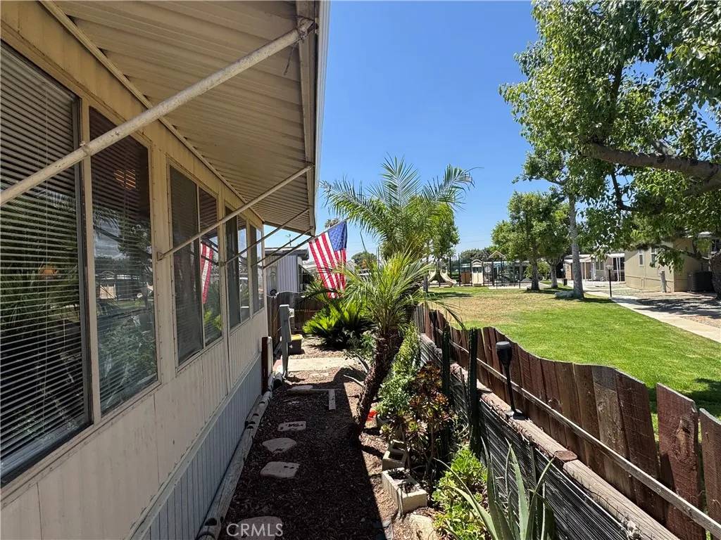 La Verne, CA 91750,2755 Arrow Highway #28