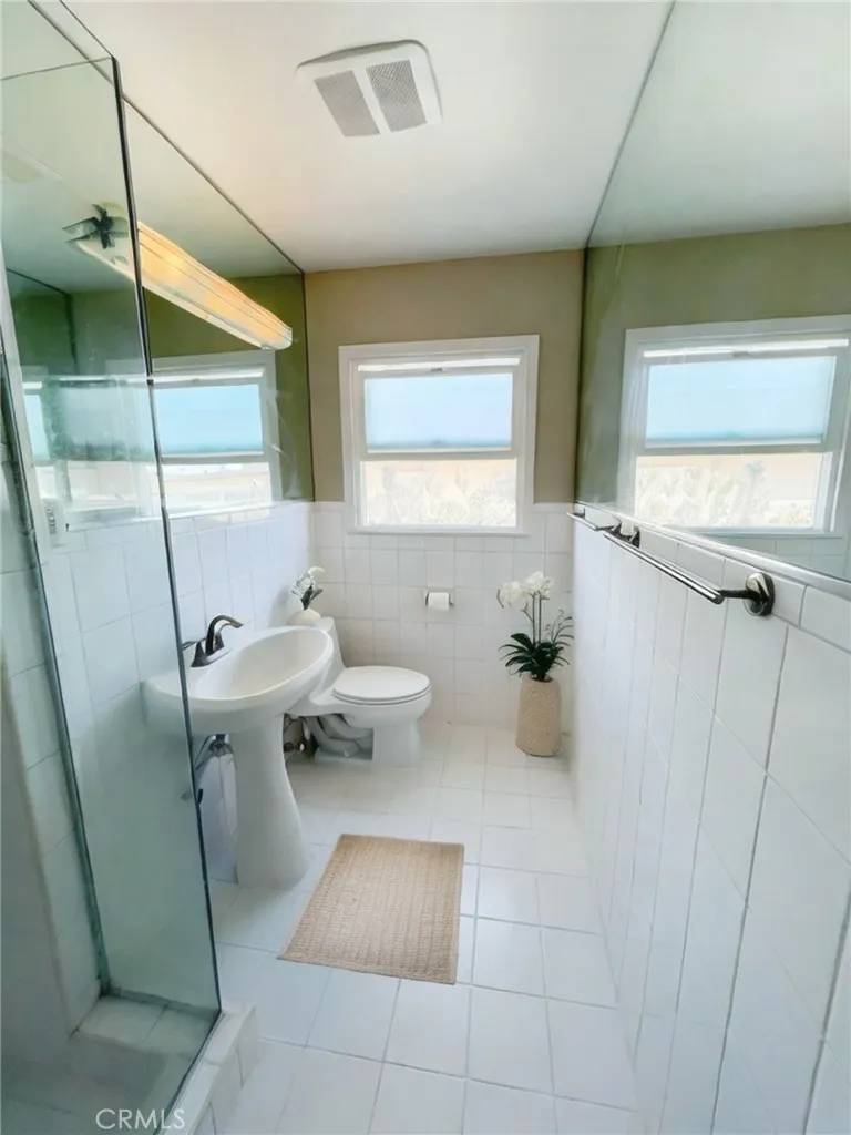 Torrance, CA 90503,21814 Redbeam Avenue