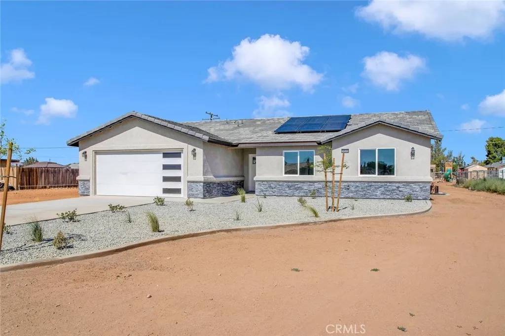 Apple Valley, CA 92308,10533 Mohawk Road