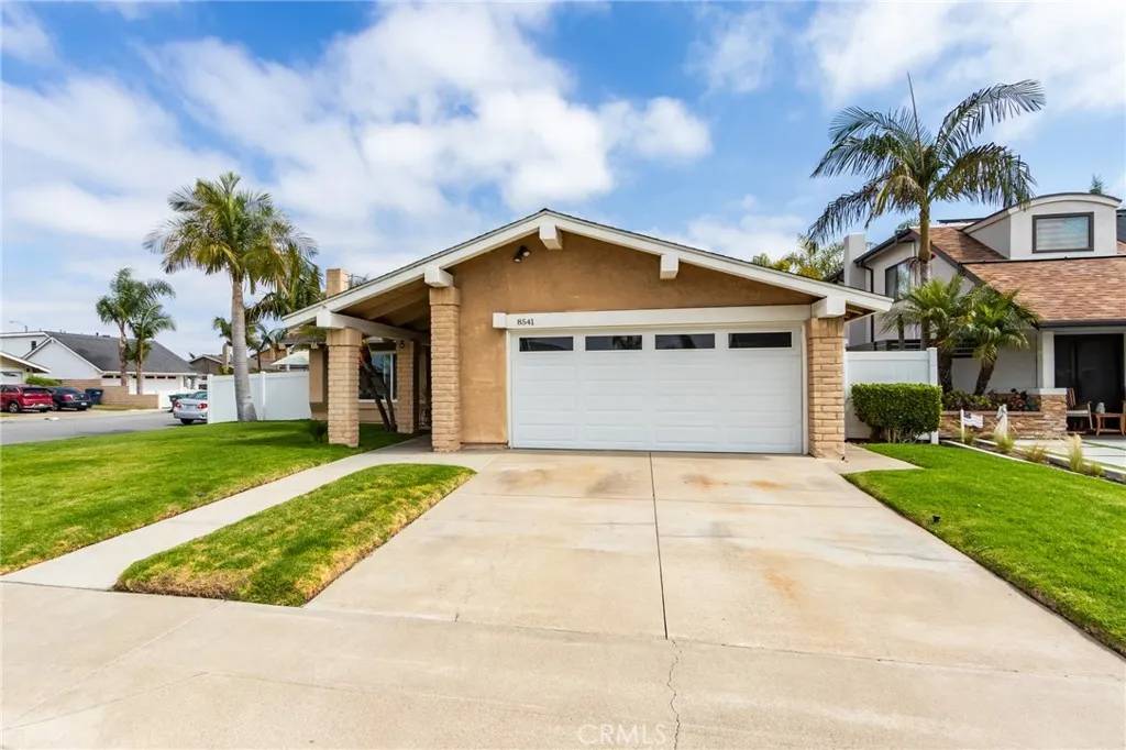 Huntington Beach, CA 92646,8541 Larkport Drive