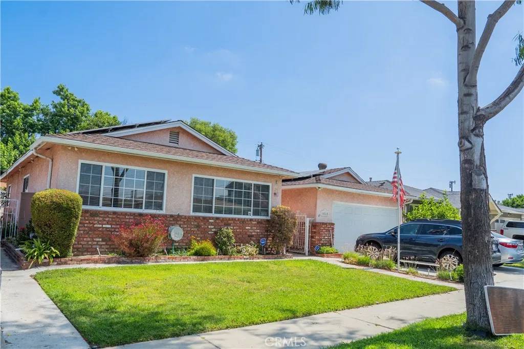 Bellflower, CA 90706,10515 Acoro Street