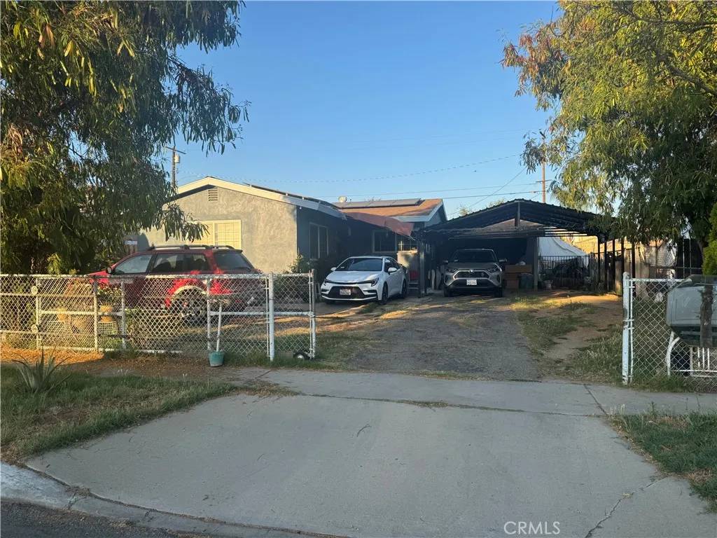 Rialto, CA 92376,629 S Sage ave