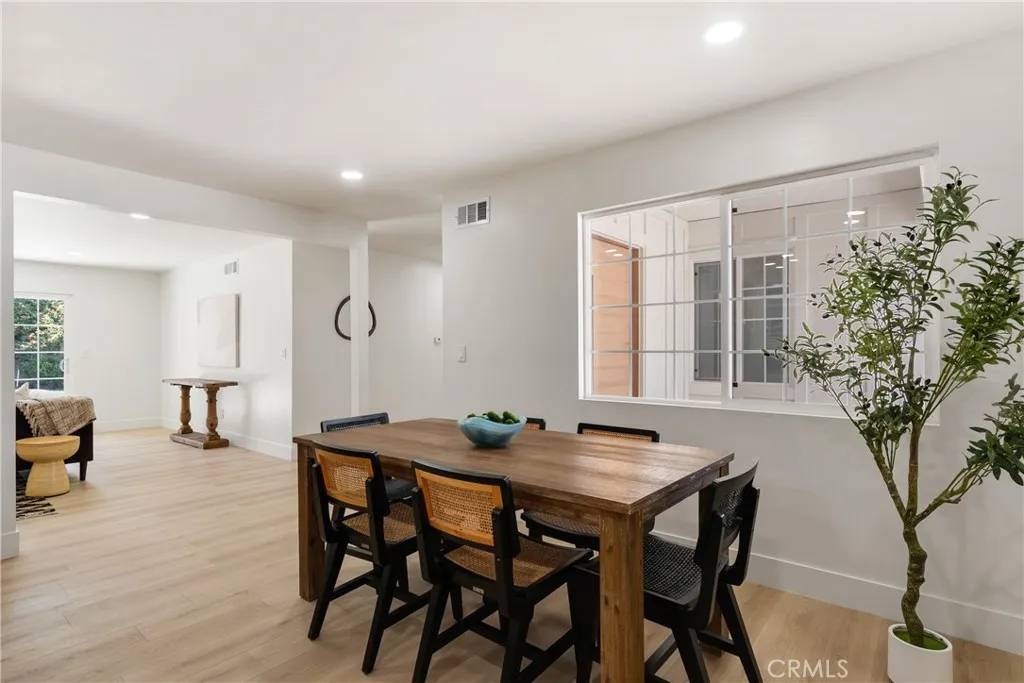 Claremont, CA 91711,221 Wiley Court