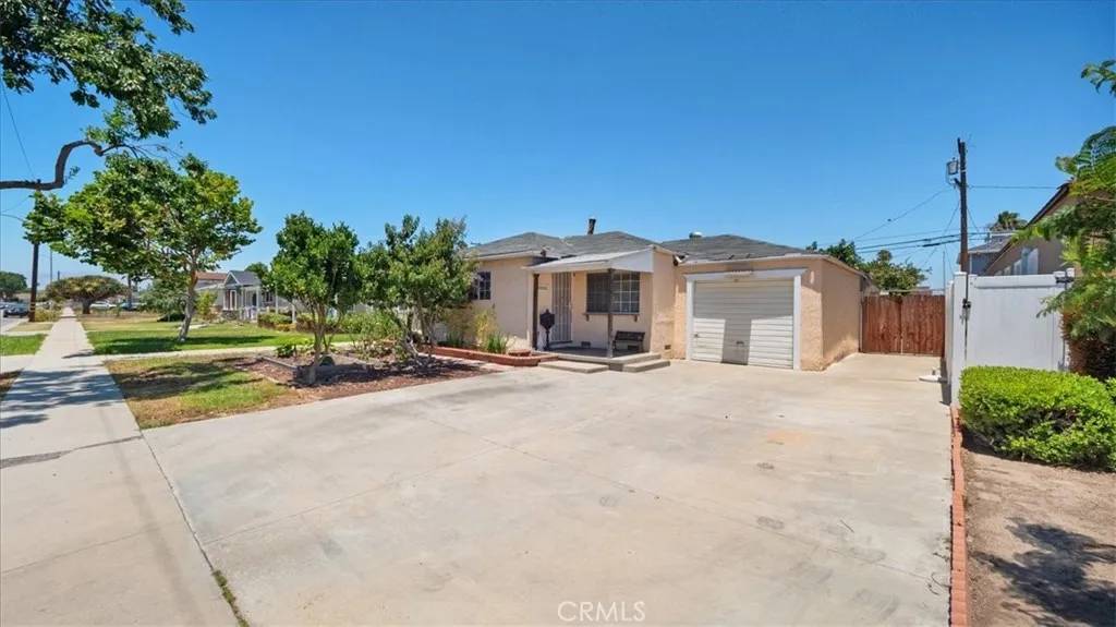 Gardena, CA 90249,3139 W 152nd Place