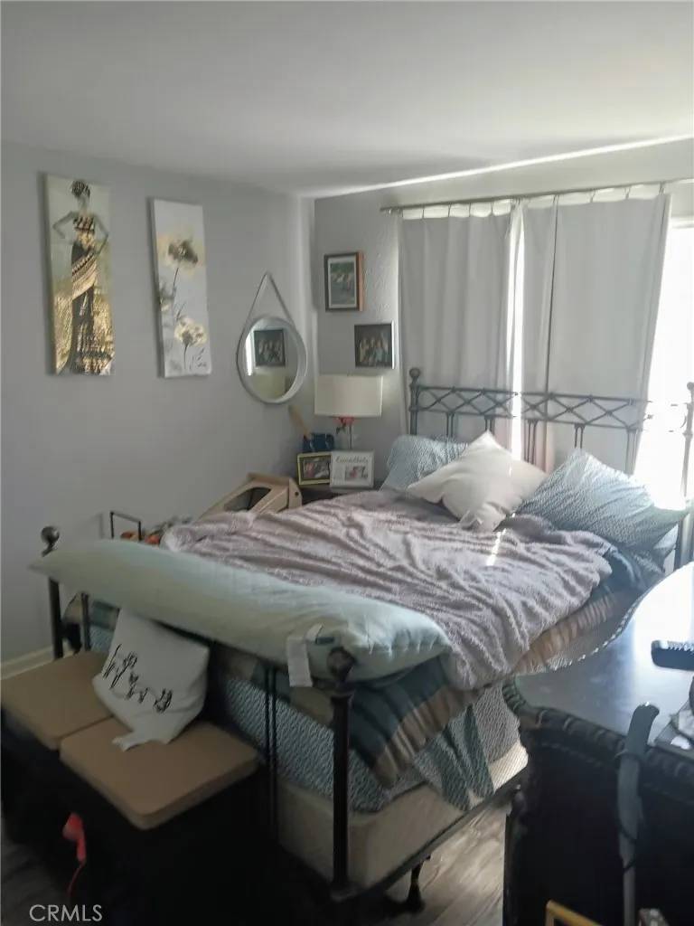 Diamond Bar, CA 91765,23611 Golden Springs Drive #I3